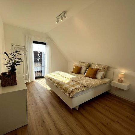 Rueckzugsort Im Rebenmeer Mit Terrasse, Grill & Parkplatz Venningen ภายนอก รูปภาพ
